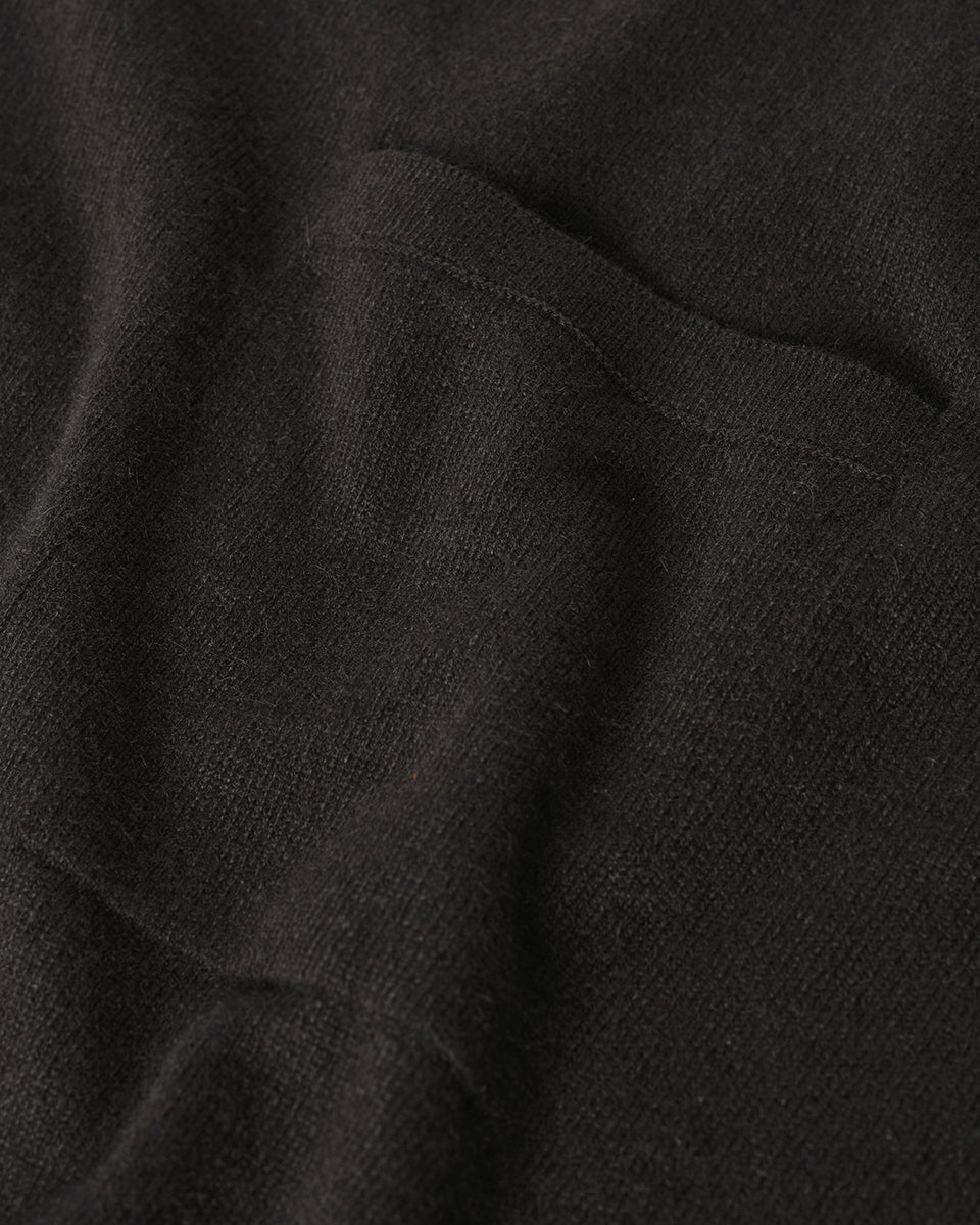 Johnstons of Elgin AW25 Women's Knitwear Iron Gauzy Pocket Grey Cashmere Jumper details
KAP05315SC7330