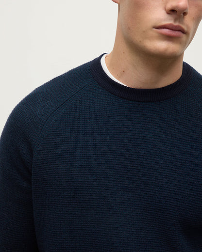 Johnstons of Elgin AW25 Men's Knitwear Dark Navy & Bottle Green Waffle Stitch Navy Cashmere Jumper KAP05441Q25352