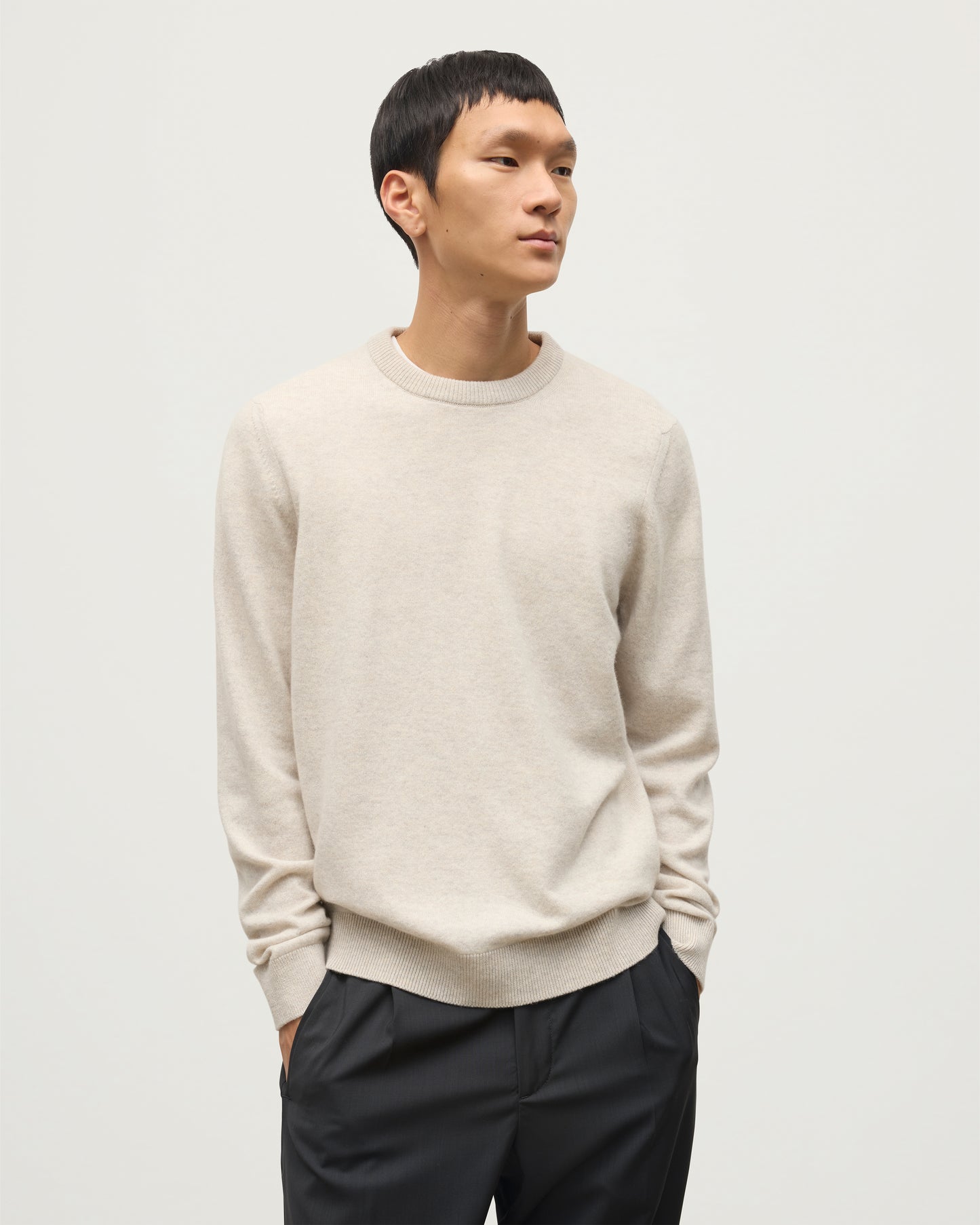 MENS RORY CREW CLASSIC JUMPER NATURAL 100% CASHMERE, BY JOHNSTONS OF ELGIN KAP05471HA0402