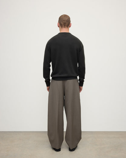 Johnstons of Elgin AW25 Men's Knitwear Icon Classic Cashmere Dark Grey Round Neck Jumper KAP05471SC7330