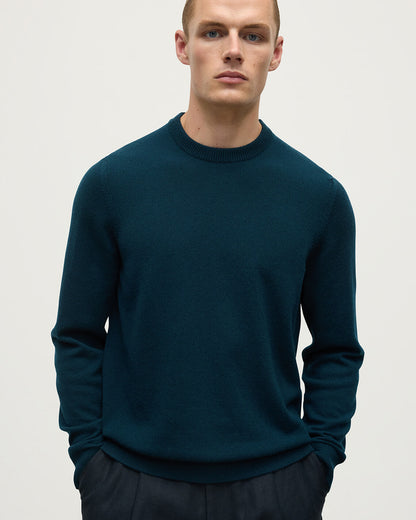 Johnstons of Elgin AW25 Men's Knitwear Bottle Green Classic Cashmere Green Round Neck Jumper KAP05471SC7341