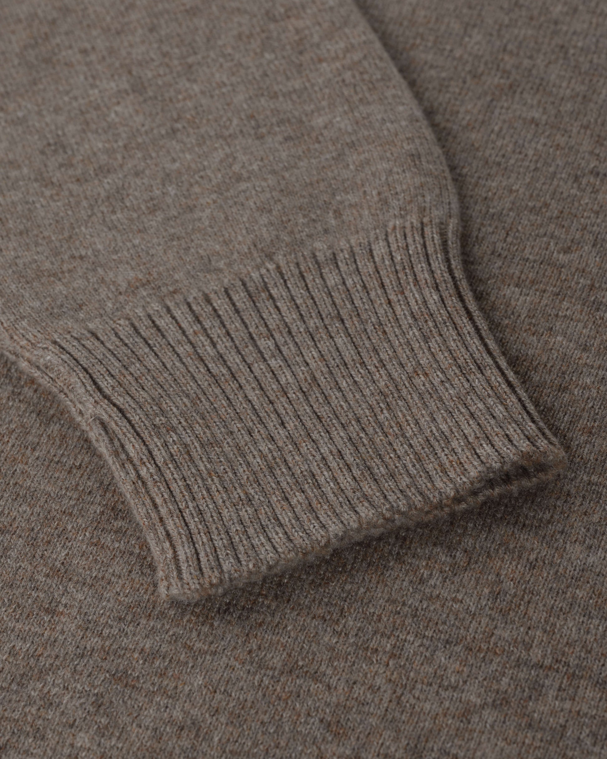 Johnstons of Elgin AW25 Men's Knitwear Ash Relaxed Milano Stitch Brown Jumper KAP05486HB4334