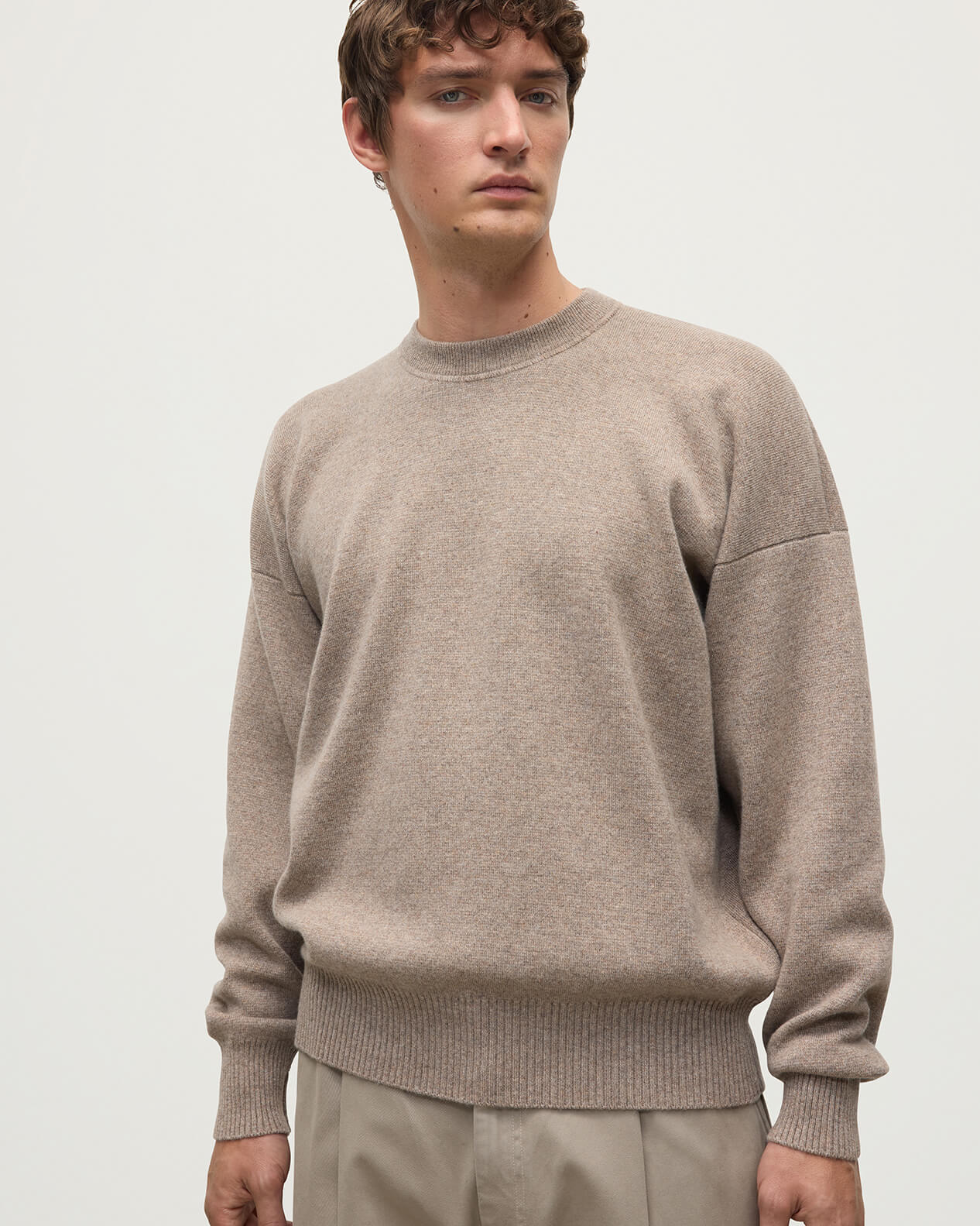 Johnstons of Elgin AW25 Men's Knitwear Ash Relaxed Milano Stitch Brown Jumper KAP05486HB4334