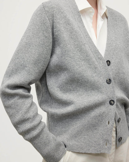 Model wears Johnstons of Elgin  Women's Knitwear Light Grey Milano Stitch Grey Cashmere Cardigan Front View KAP05489HA0308