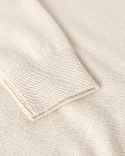 Johnstons of Elgin AW25 Women's Knitwear Champagne Classic Cashmere Cream Round Neck Jumper close up KAP05572SA0502