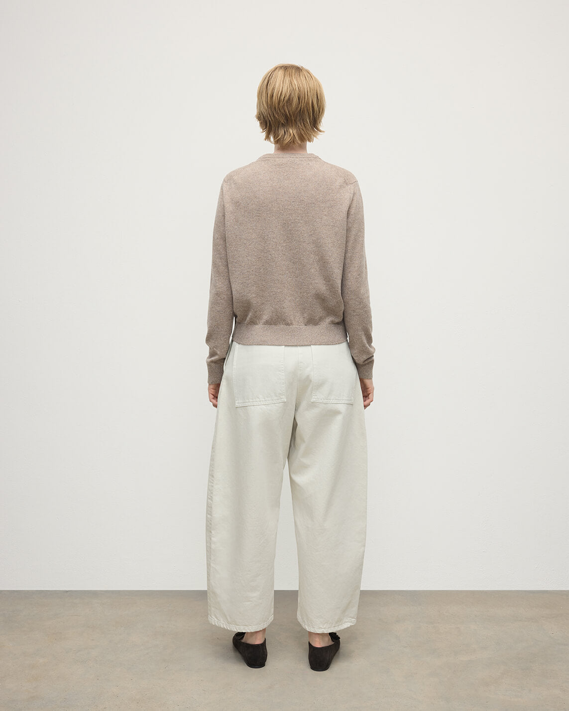 model wears Johnstons of Elgin AW25 Women's Knitwear Ash Classic Cashmere Brown Round Neck Jumper Back KAP05572HB4334