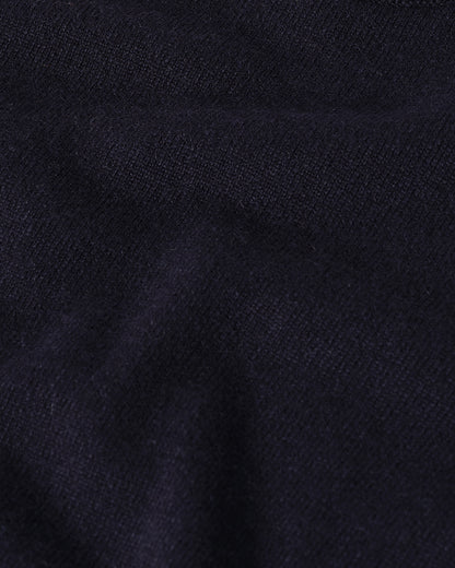 Johnstons of Elgin AW25 Women's Knitwear Dark Navy Classic Cashmere Navy T-shirt Close Up View KAP05574SD7666