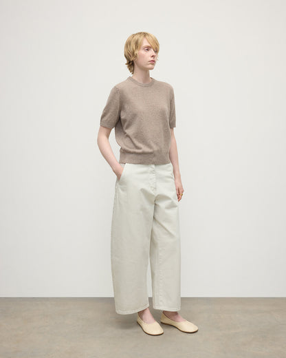 Model wears Johnstons of Elgin AW25 Women's Knitwear Ash Classic Cashmere Brown T-shirt Side KAP05574HB4334