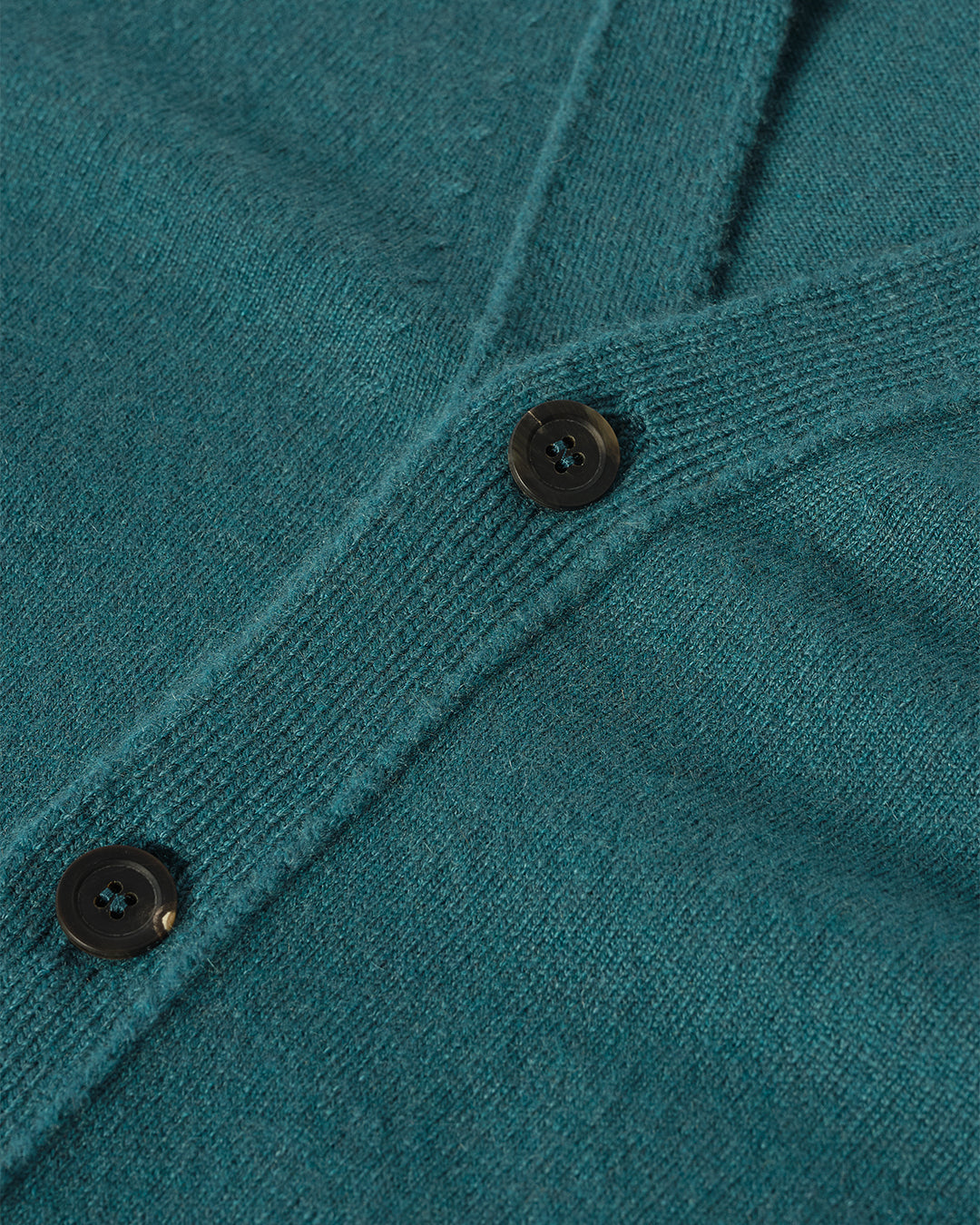 JOHNSTONS OF ELGIN MENS RORY VEE NECK CLASSIC CARDIGAN GREEN 100% CASHMERE KAP05576SC4720