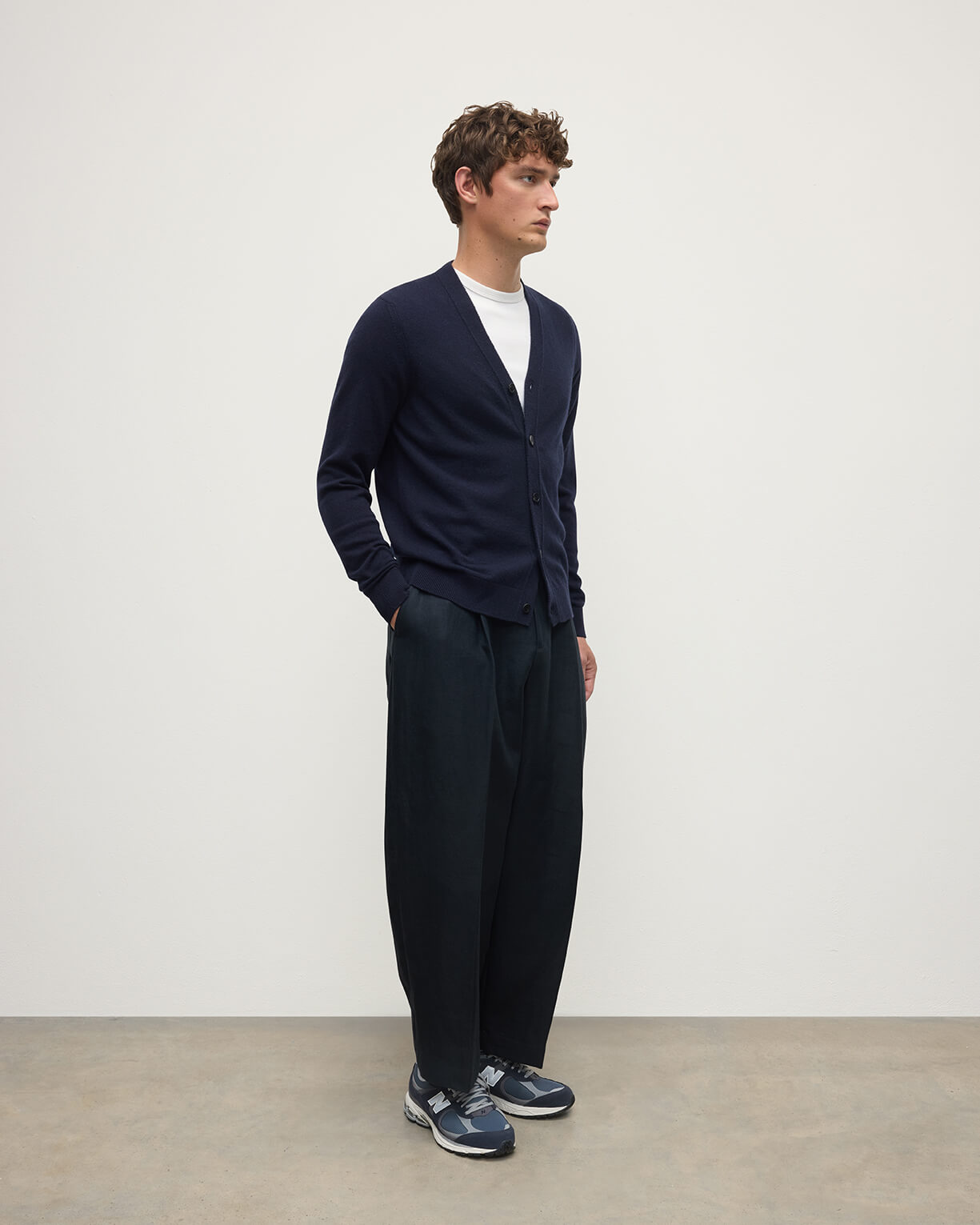 Johnstons of Elgin AW25 Men's Knitwear Dark Navy Classic Cashmere Navy Cardigan KAP05576SD7666