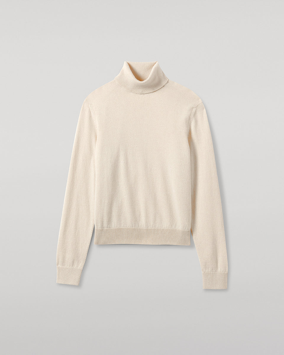 Johnstons of Elgin AW25 Women's Knitwear Champagne Classic Cashmere Cream Roll Neck Jumper KAP05584SA0502