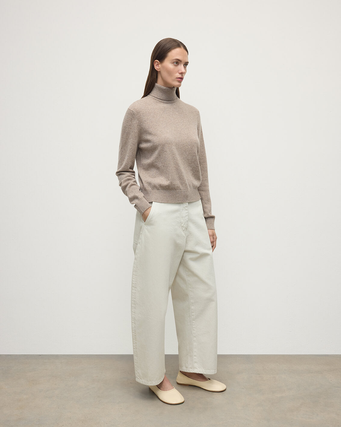 Johnstons of Elgin AW25 Women's Knitwear Ash Classic Cashmere Brown Roll Neck Jumper KAP05584HB4334