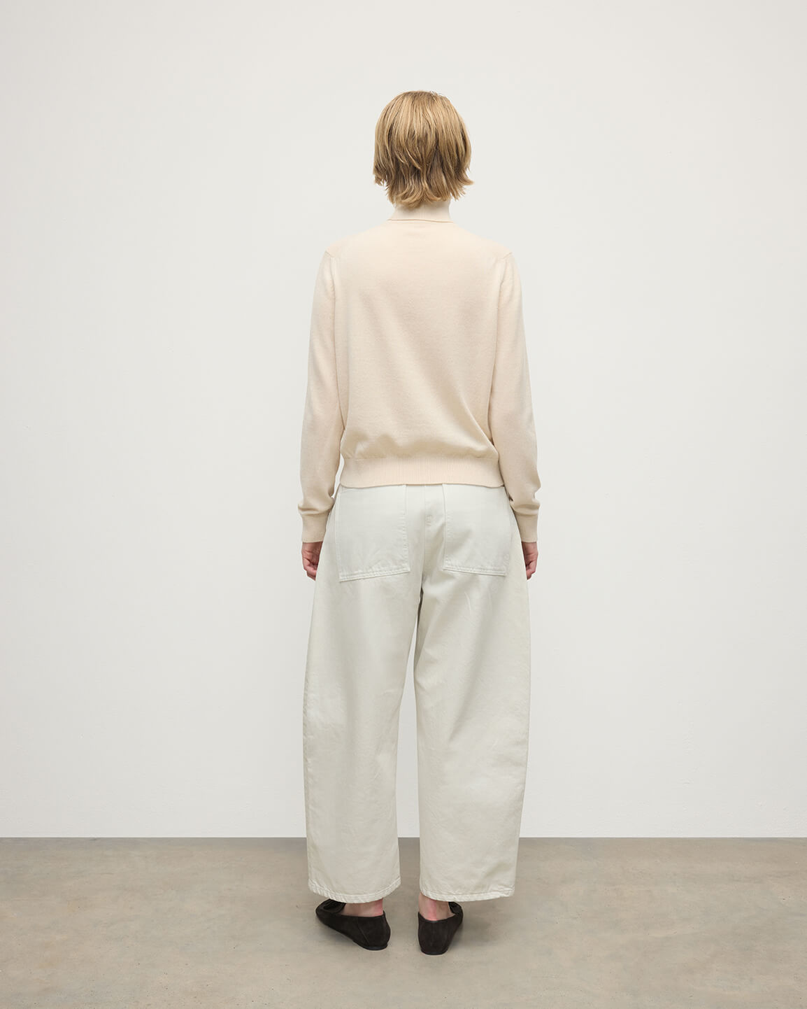 Johnstons of Elgin AW25 Women's Knitwear Champagne Classic Cashmere Cream Roll Neck Jumper KAP05584SA0502