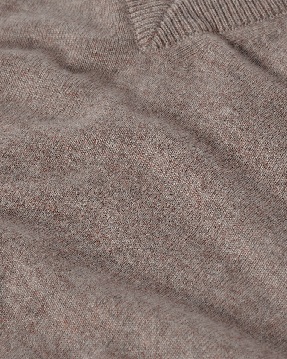Johnstons of Elgin AW25 Men's Knitwear Ash Classic Cashmere Brown V Neck Jumper KAP05594HB4334
