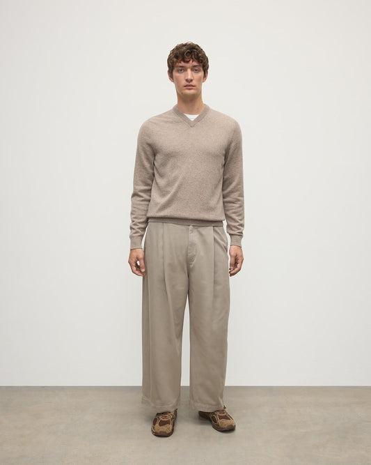 Johnstons of Elgin AW25 Men's Knitwear Ash Classic Cashmere Brown V Neck Jumper KAP05594HB4334