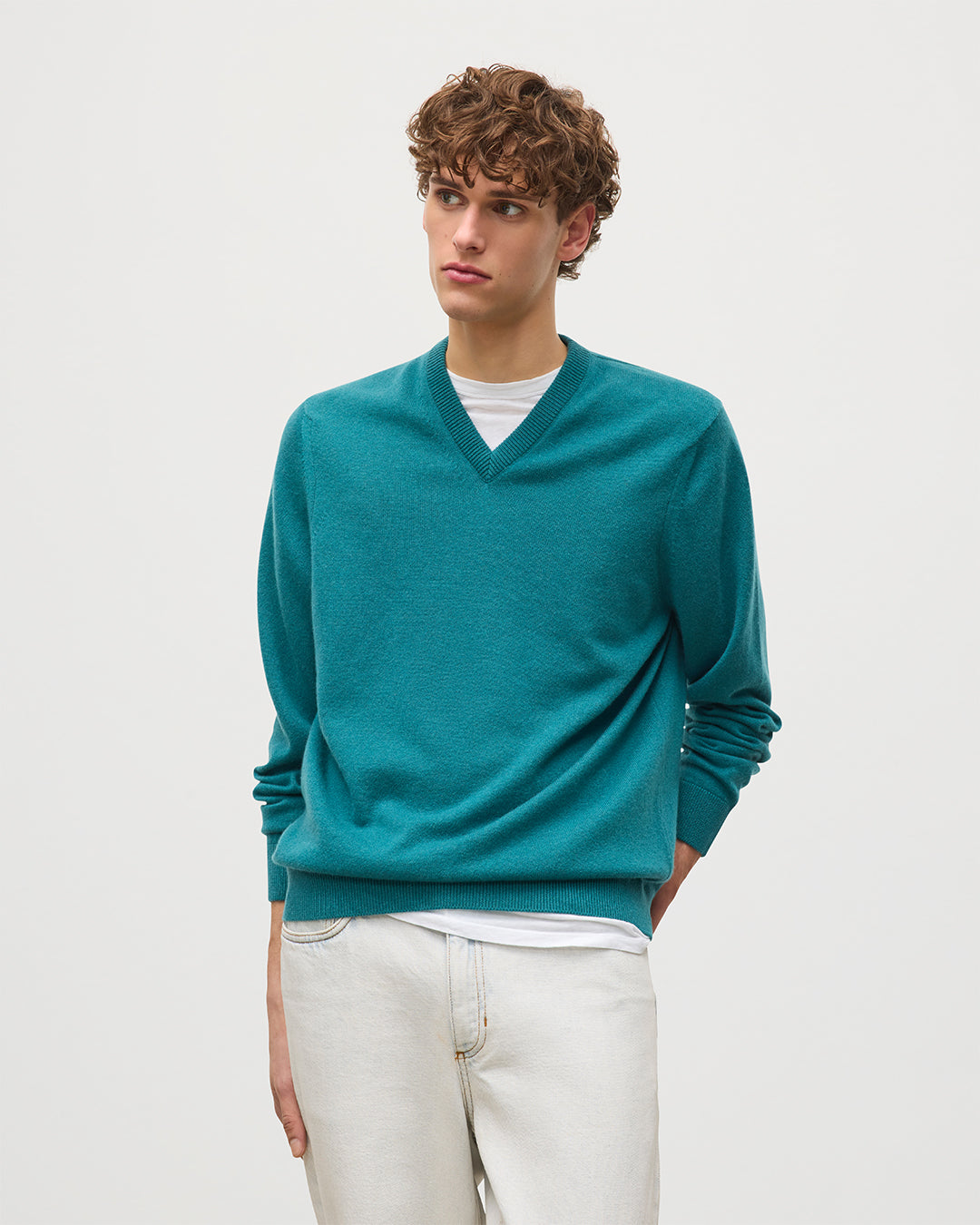 JOHNSTONS OF ELGIN MENS RORY VEE NECK CLASSIC JUMPER 100% CASHMERE KAP05594SC4720