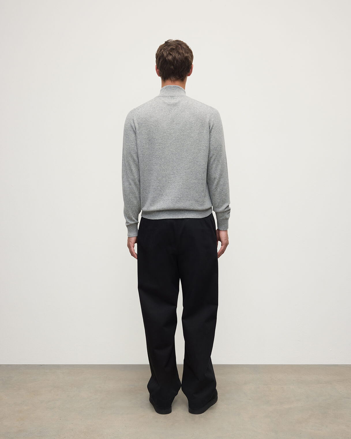 ライトグレー クラシック・カシミヤ ジップネック・ジャンパー｜メンズ