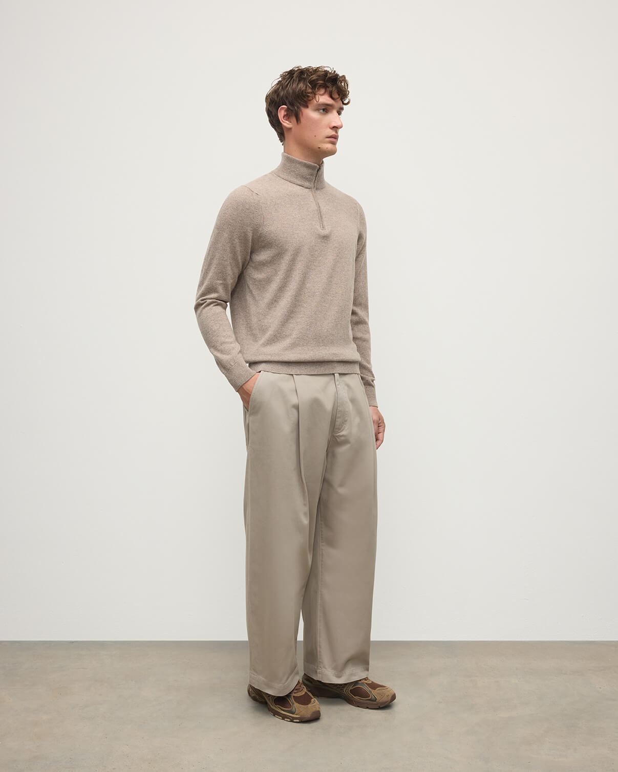 Johnstons of Elgin AW25 Men's Knitwear Ash Classic Cashmere Brown Zip Neck Jumper KAP05695HB4334