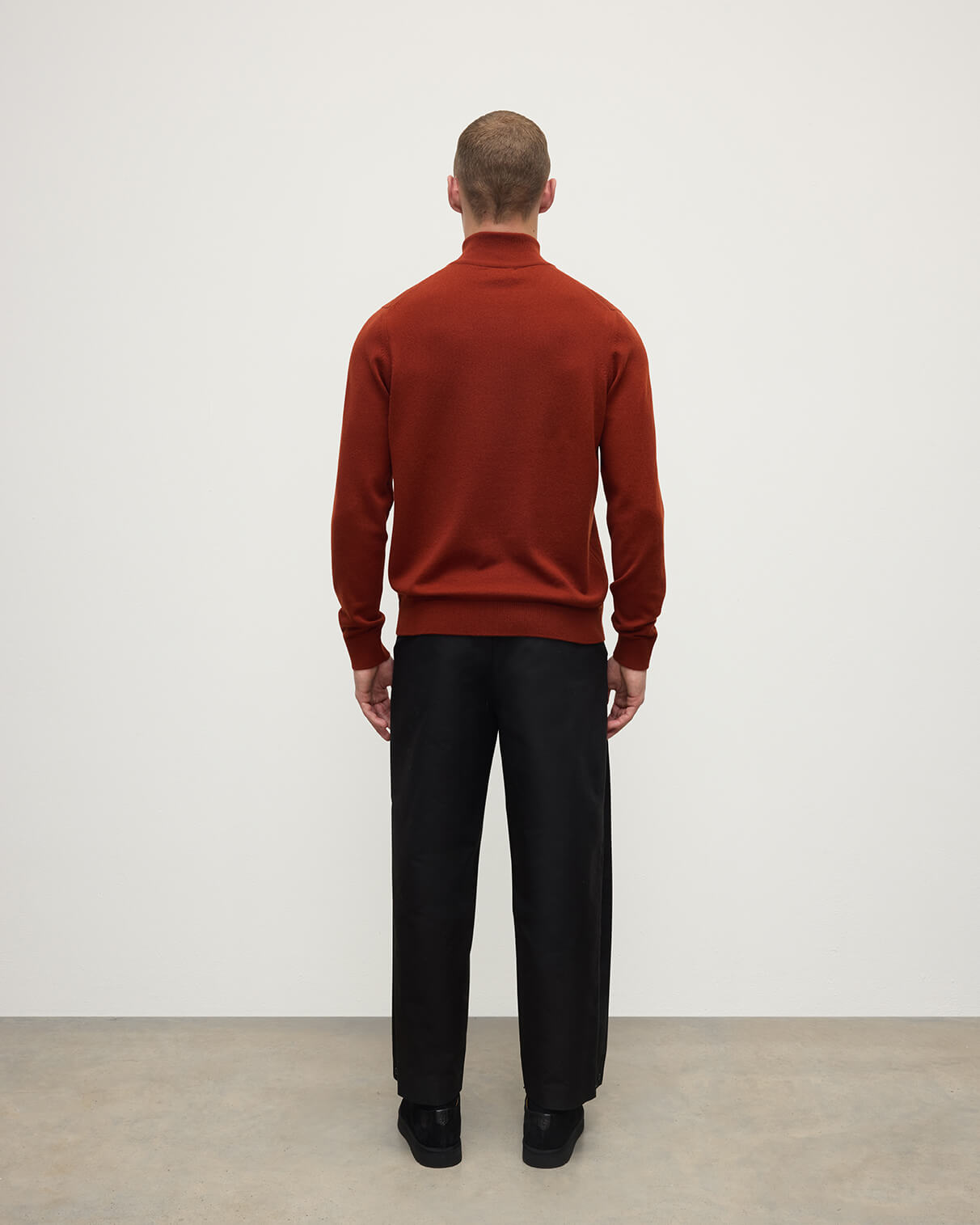 Johnstons of Elgin AW25 Men's Knitwear Oxblood Classic Cashmere Red Zip Neck Jumper KAP05695SG4463