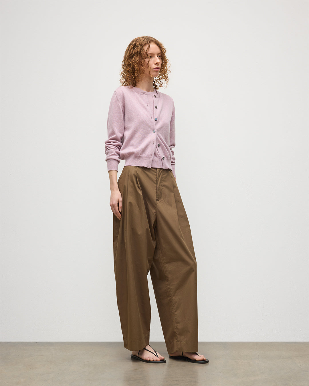 JOHNSTONS OF ELGIN WOMENS IRIS CLASSIC CREW CARDIGAN PINK 100% CASHMERE KAP05704HE0071