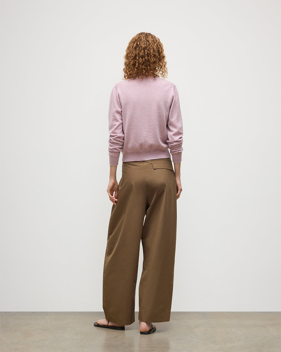 JOHNSTONS OF ELGIN WOMENS IRIS CLASSIC CREW CARDIGAN PINK 100% CASHMERE KAP05704HE0071