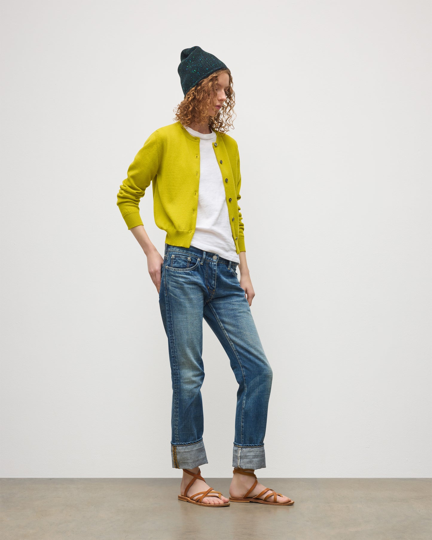 JOHNSTONS OF ELGIN WOMENS IRIS CLASSIC CREW CARDIGAN YELLOW 100% CASHMERE KAP05704SC4716