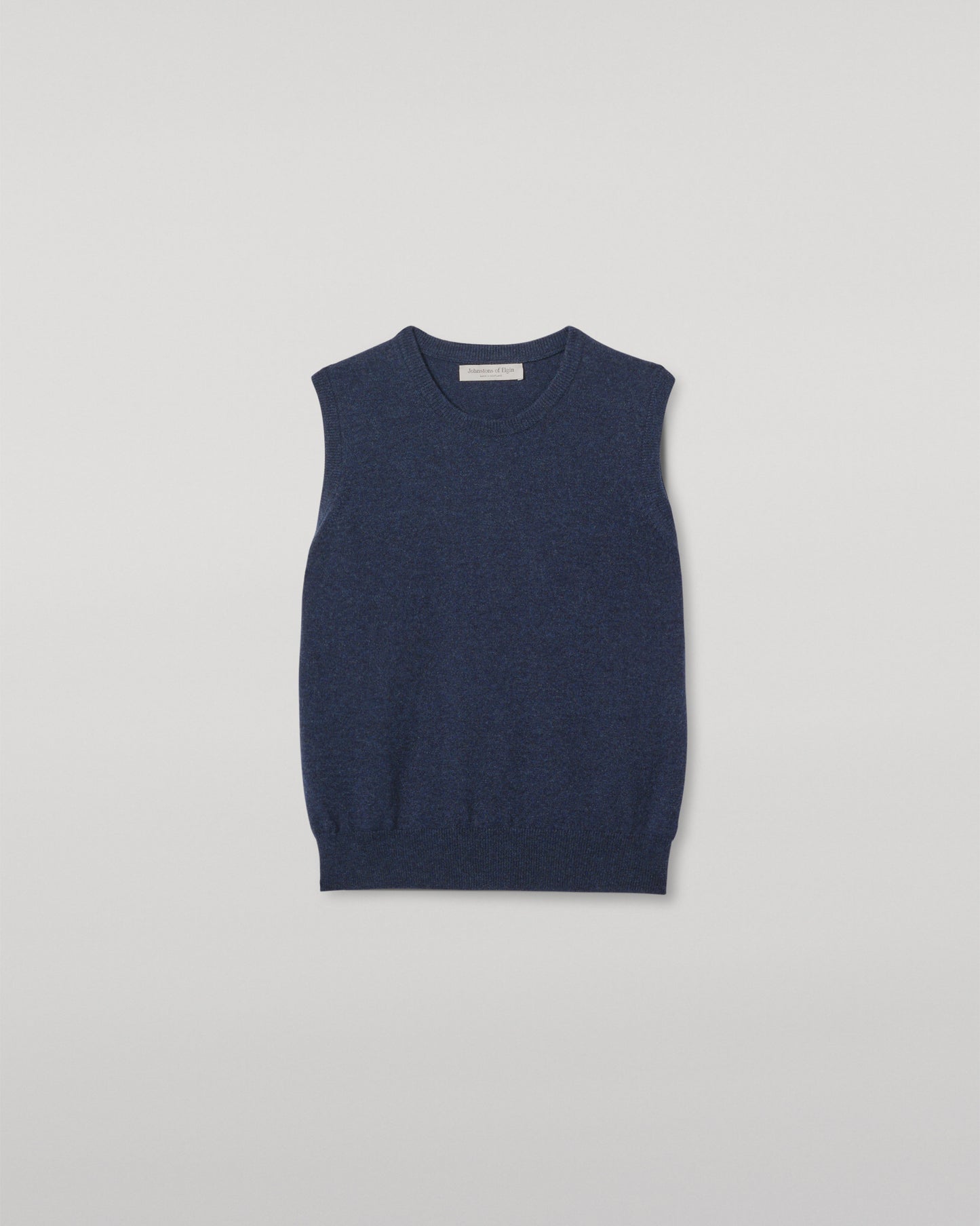 JOHNSTONS OF ELGIN WOMENS IRIS CLASSIC SLEEVELESS CREW NAVY 100% CASHMERE KAP05705HD7350