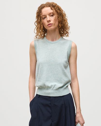 JOHNSTONS OF ELGIN WOMENS IRIS CLASSIC SLEEVELESS CREW LIGHT GREEN 100% CASHMERE KAP05705HC0047