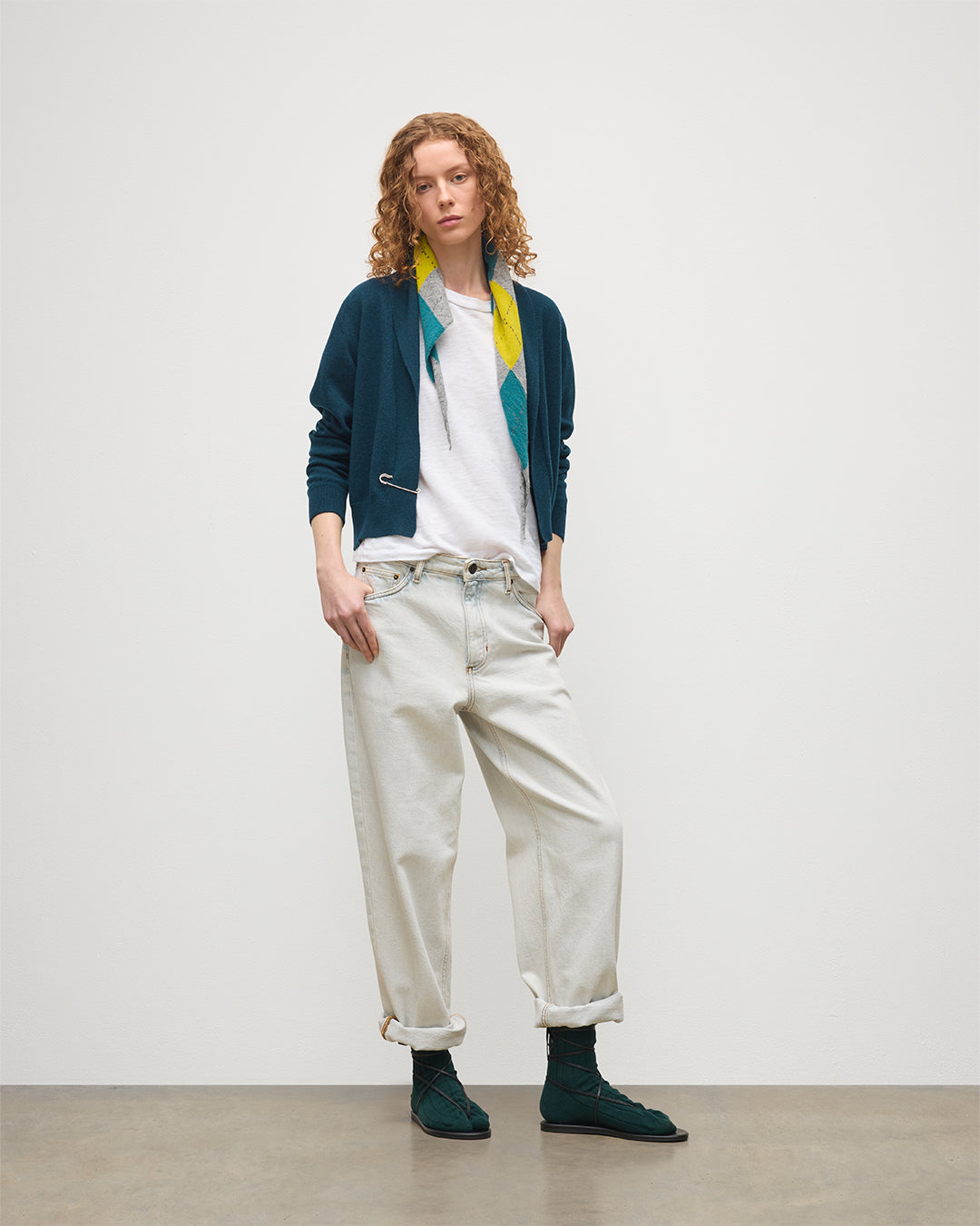 JOHNSTONS OF ELGIN WOMENS CRATHIE SHAWL CARDIGAN GREEN 100% CASHMERE WITH CLAN CASHMERE ARGYLE NECKTIE KAP05707SC7341