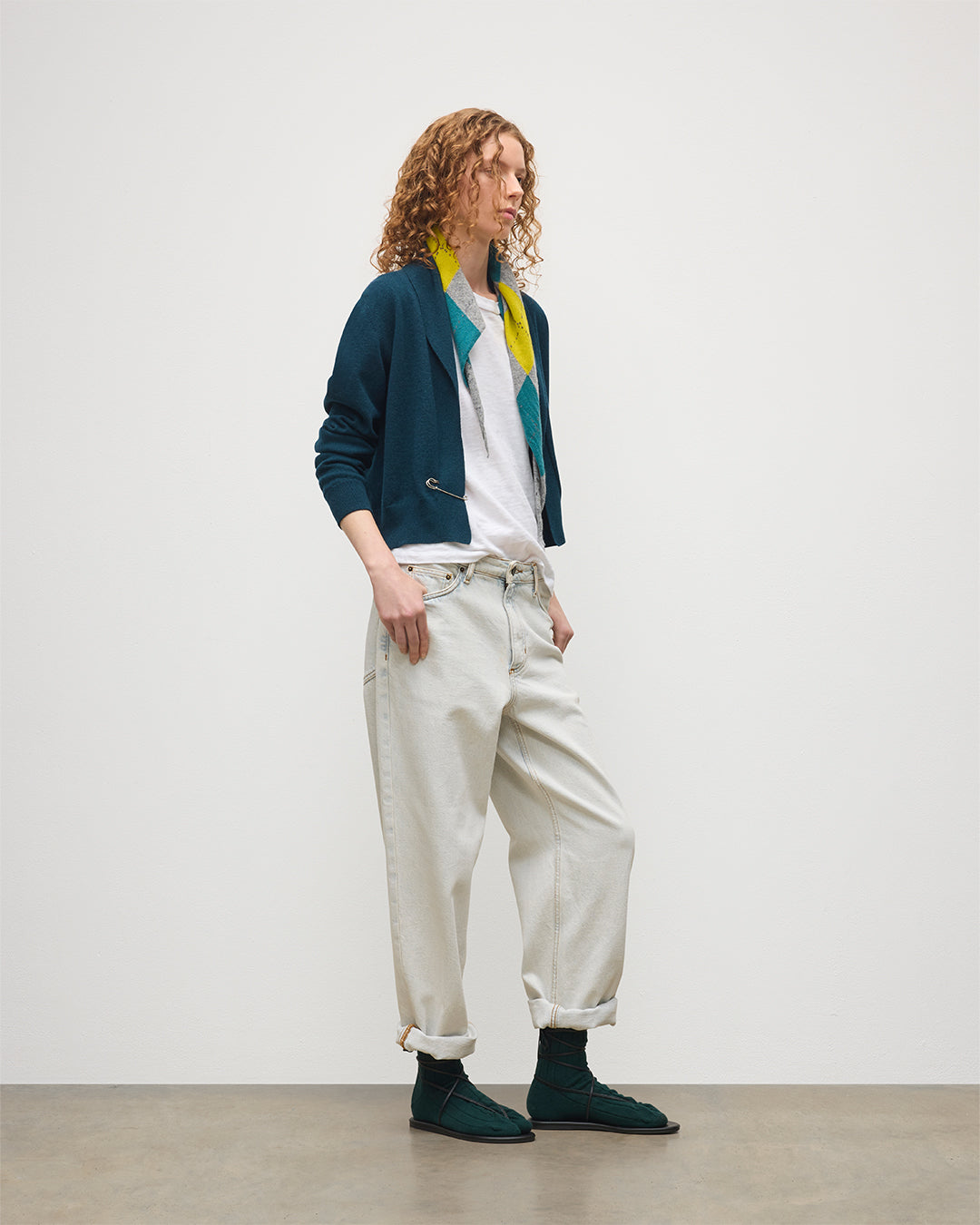 JOHNSTONS OF ELGIN WOMENS CRATHIE SHAWL CARDIGAN GREEN 100% CASHMERE WITH CLAN CASHMERE ARGYLE NECKTIE KAP05707SC7341