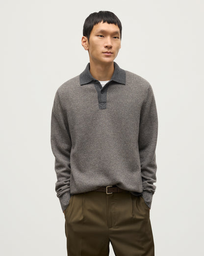 MODEL WEARS JOHNSTONS OF ELGIN MENS TWEEL RUGBY SHIRT 100% CASHMERE KAP05727Q25939