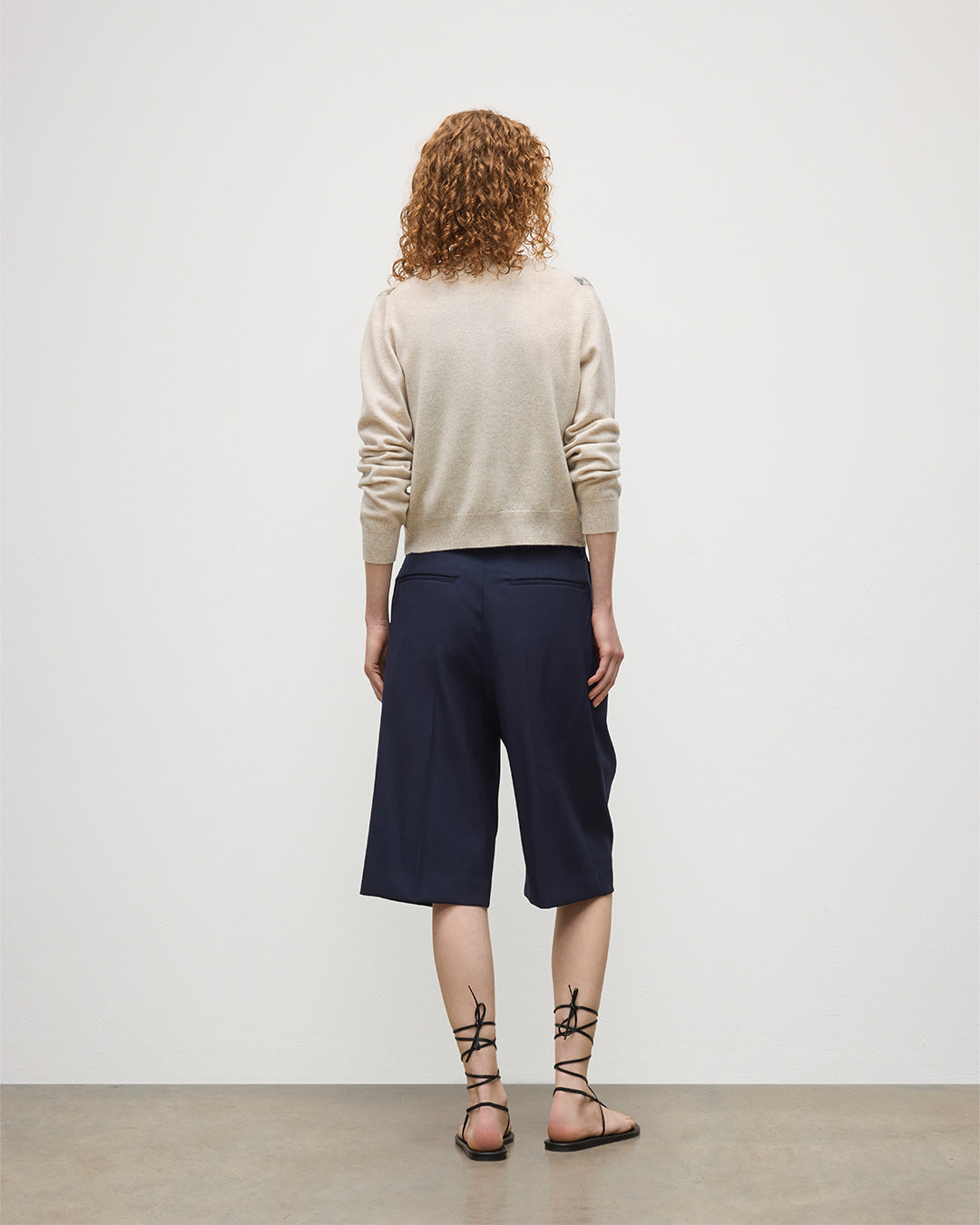 JOHNSTONS OF ELGIN WOMENS CLAN CREW CARDIGAN NATURAL  100% CASHMERE KAP05731JU1605