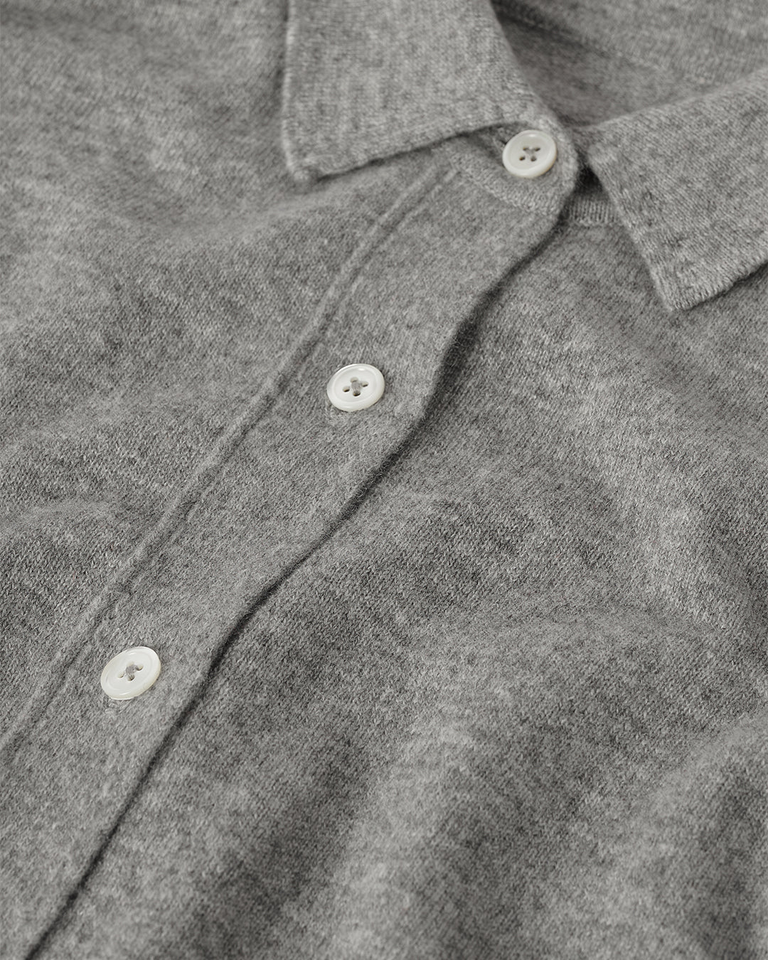 JOHNSTONS OF ELGIN WOMENS MUNRO SHIRT LIGHT GREY 100% CASHMERE KAP05765HA0308