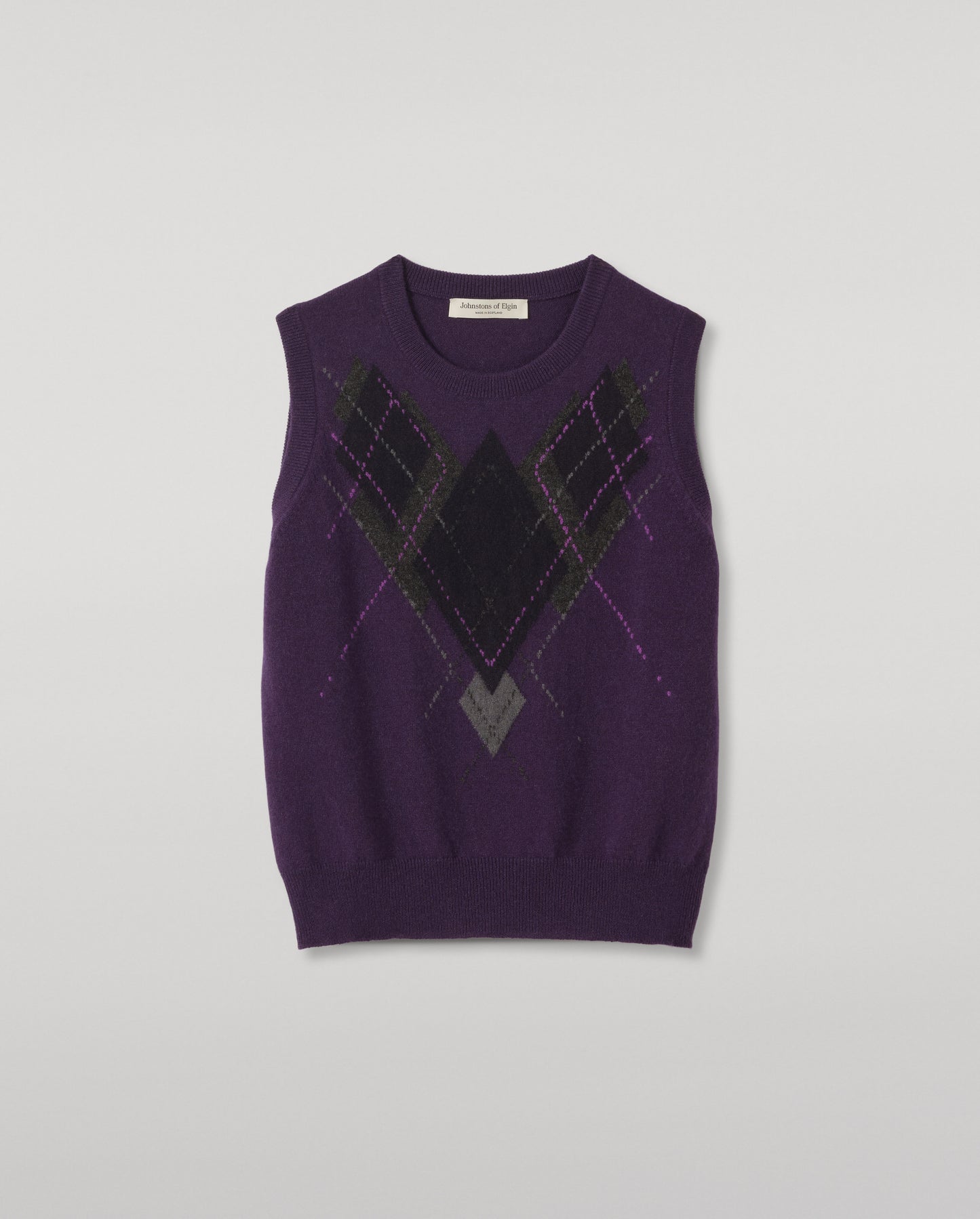 JOHNSTONS OF ELGIN LE JABOTS SLEEVELESS CREW PETITE CASHMERE ARGYLE INTARSIA ROUND NECK TANK - 2 PLY PURPLE 100% CASHMERE KAP05766JU1648