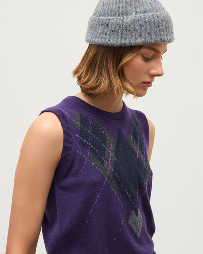 JOHNSTONS OF ELGIN LE JABOTS SLEEVELESS CREW PETITE CASHMERE ARGYLE INTARSIA ROUND NECK TANK - 2 PLY PURPLE 100% CASHMERE KAP05766JU1648