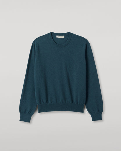 JOHNSTONS OF ELGIN WOMENS LUNAN CLASSIC CREW SWEATER GREEN 100% CASHMERE WITH FIR DONEGAL CASHMERE BEANIE HAT KAP05784SC7341