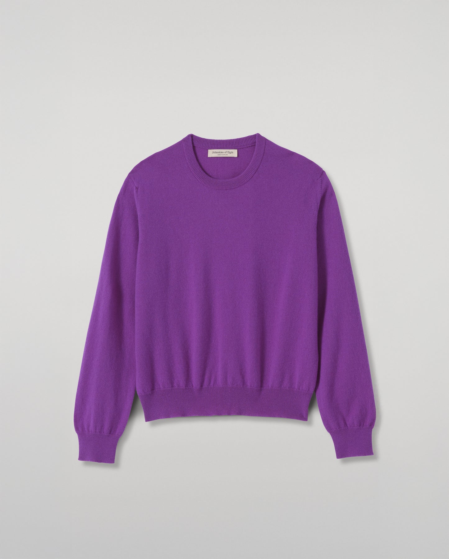 JOHNSTONS OF ELGIN LUNAN CREW SWEATER CLASSIC CASHMERE ROUND NECK SWEATER - 2 PLY PURPLE 100% CASHMERE KAP05784SD5371