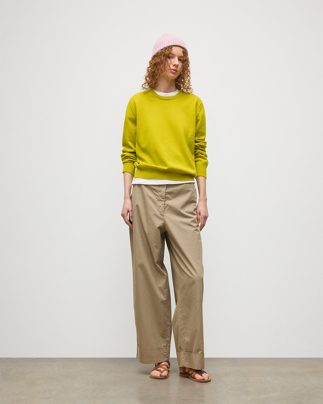 JOHNSTONS OF ELGIN WOMENS LUNAN CLASSIC CREW SWEATER YELLOW 100% CASHMERE KAP05784SC4716