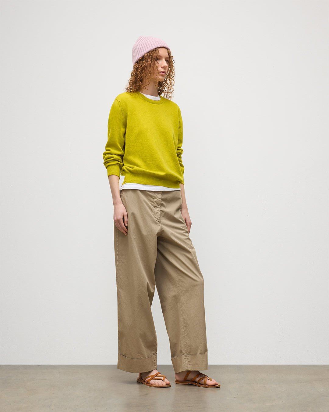 JOHNSTONS OF ELGIN WOMENS LUNAN CLASSIC CREW SWEATER YELLOW 100% CASHMERE KAP05784SC4716