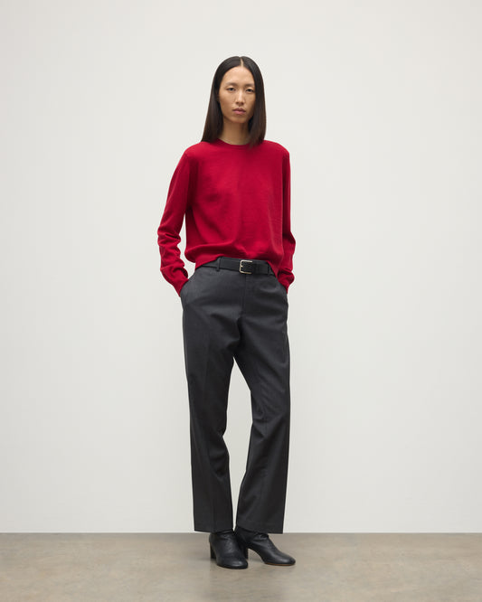 MODEL WEAR JOHNSTONS OF ELGIN WOMENS LUNAN CLASSIC CREW SWEATER RED WITH BLACK TROUSERS KAP05784SE5325