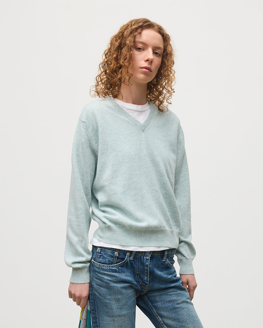 JOHNSTONS OF ELGIN WOMENS LUNAN CLASSIC VEE SWEATER LIGHT GREEN 100% CASHMERE KAP05807HC0047