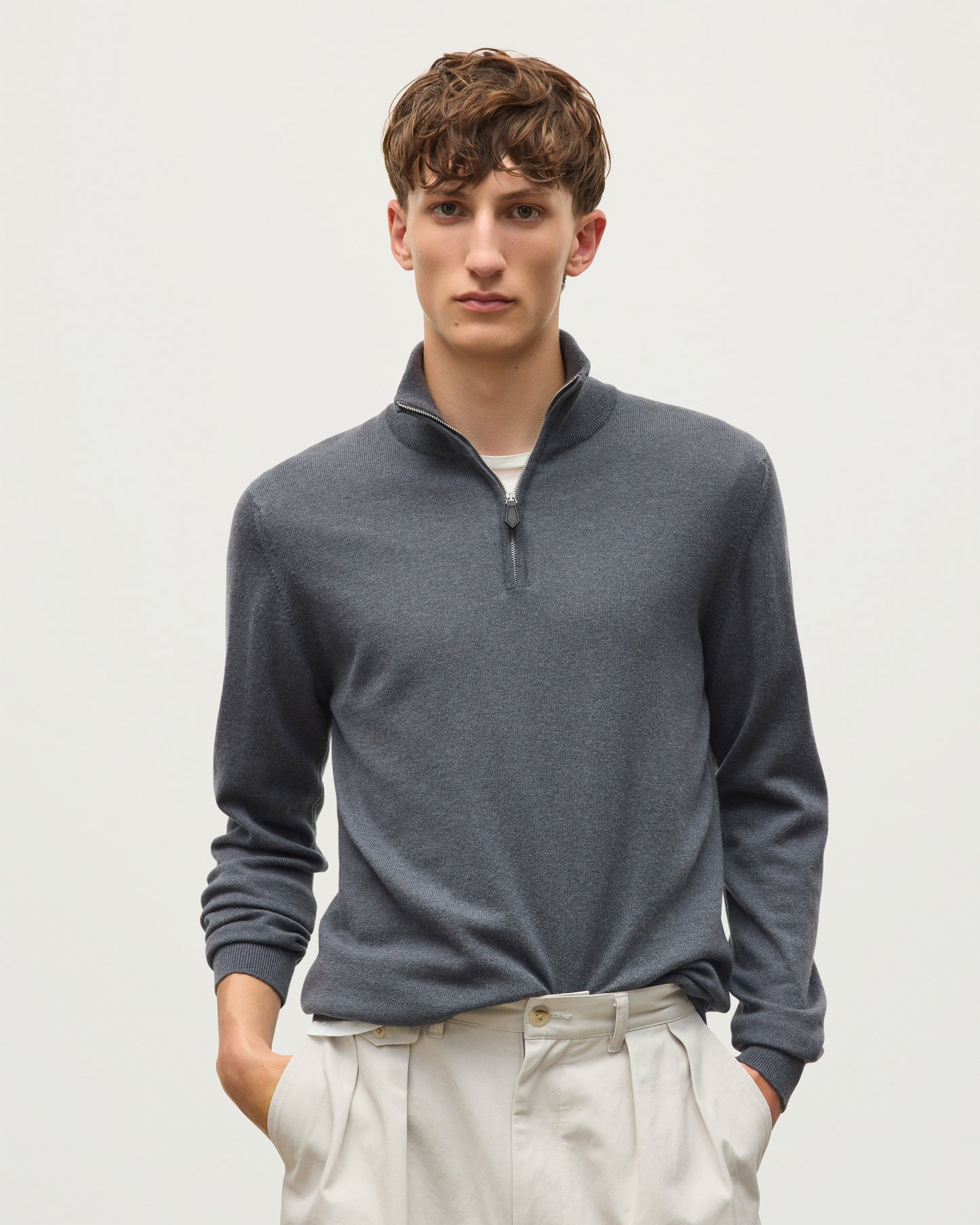 JOHNSTONS OF ELGIN REUBEN HALF ZIP SWEATER CASHMERE ZIP NECK SWEATER - 2 PLY GREY 100% CASHMERE KAP05961SA7216
