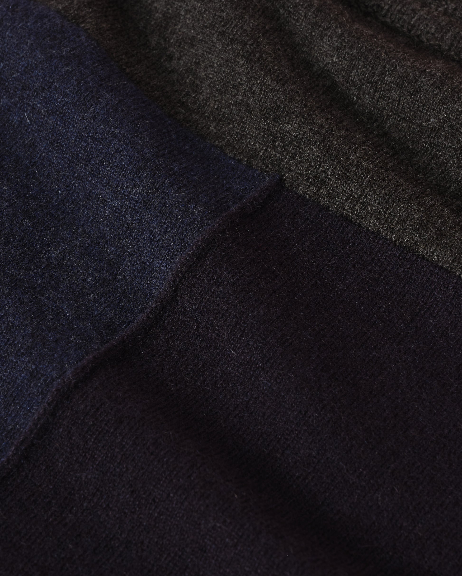 JOHNSTONS OF ELGIN JESSIE ROLL NECK SWEATER CASHMERE ROLL NECK SWEATER WITH EXPOSED SEAM DETAIL & CENTRE BACK SPLIT - 2 PLY DARK GREY 100% CASHMERE KAP05987Q26343