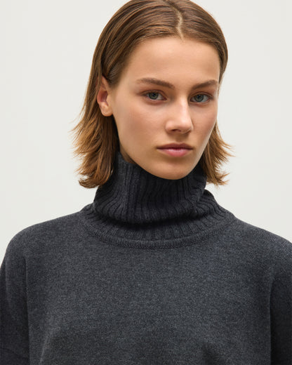 JOHNSTONS OF ELGIN JESSIE ROLL NECK SWEATER CASHMERE ROLL NECK SWEATER WITH EXPOSED SEAM DETAIL & CENTRE BACK SPLIT - 2 PLY DARK GREY 100% CASHMERE KAP05987Q26343