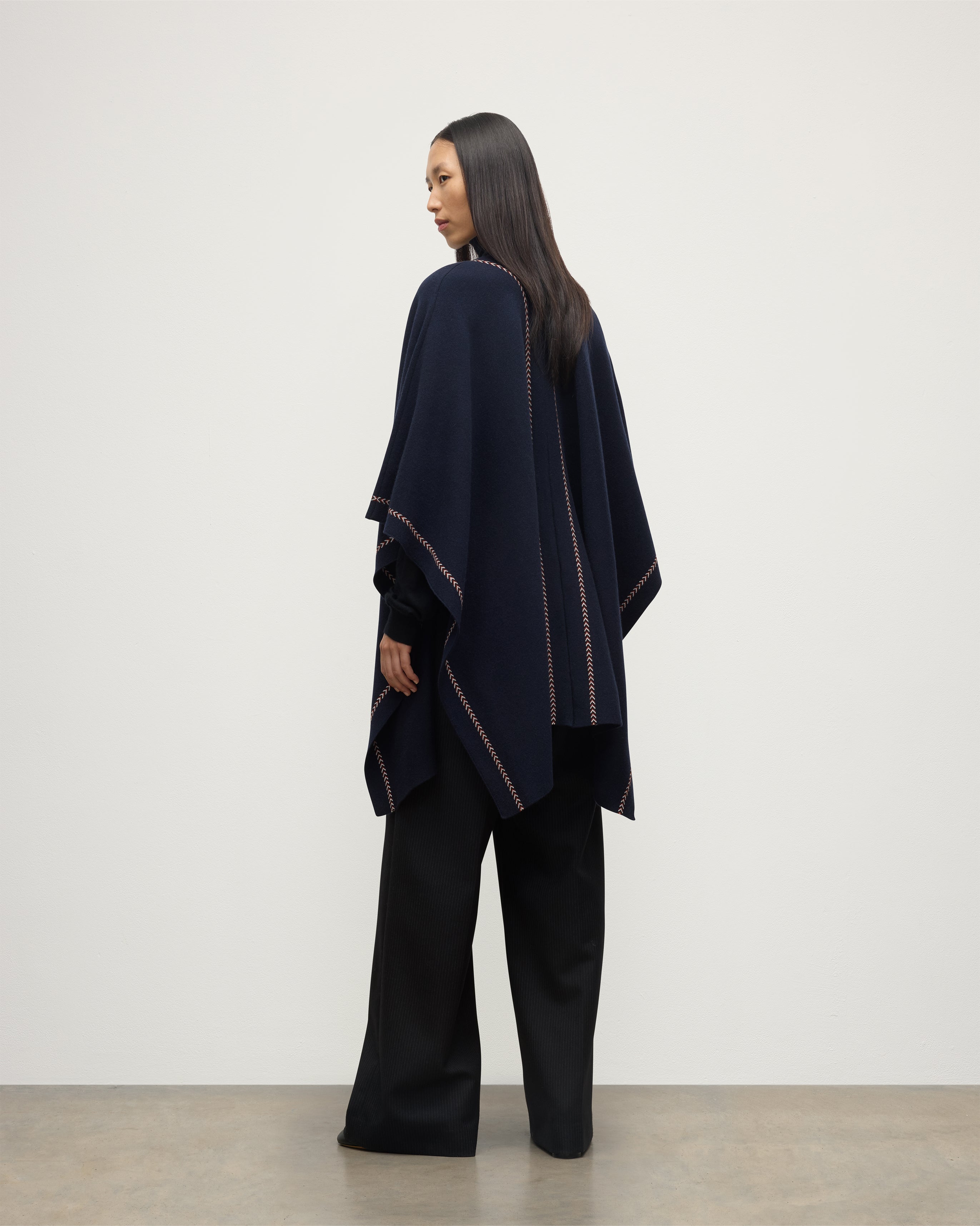 ホーク ダークネイビー カシミアポンチョ | 高級スコットランド製