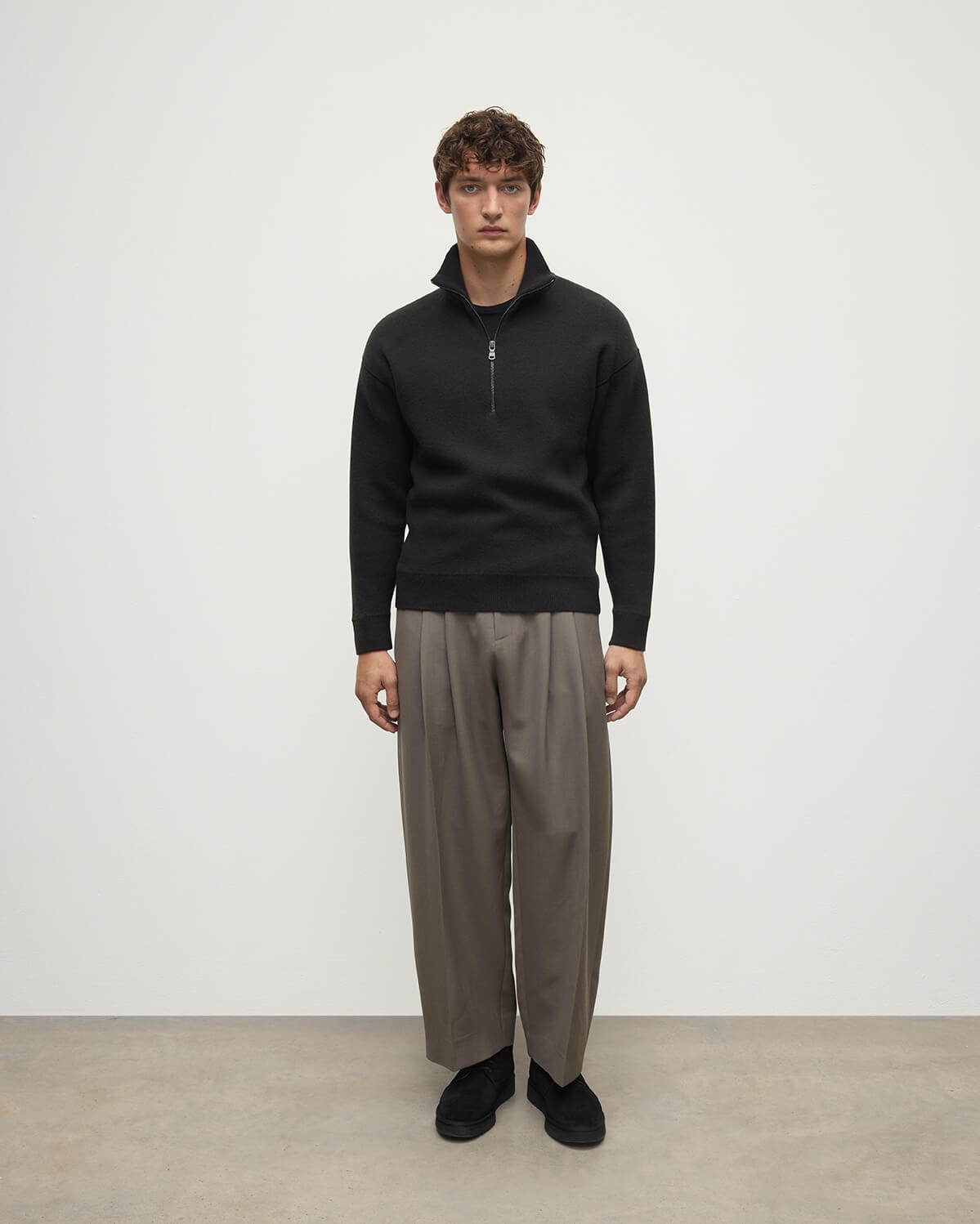 Johnstons of Elgin AW25 Men's Knitwear Black & Mid Grey Double Face Cashmere Grey Half Zip Jumper KBA01023Q25323