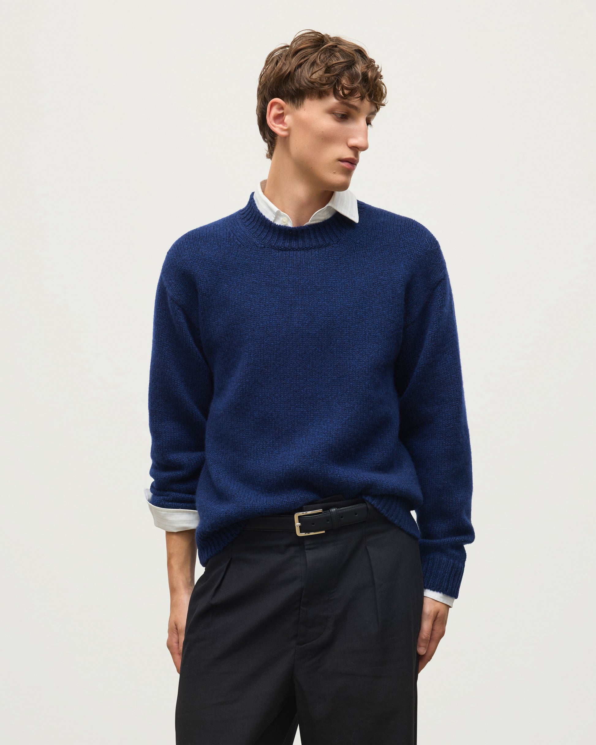 JOHNSTONS OF ELGIN MURCHISON CREW SWEATER MARBLED CASHMERE CREW NECK SWEATER DARK BLUE 78% CASHMERE, 22% COTTON KBB01095HD7361