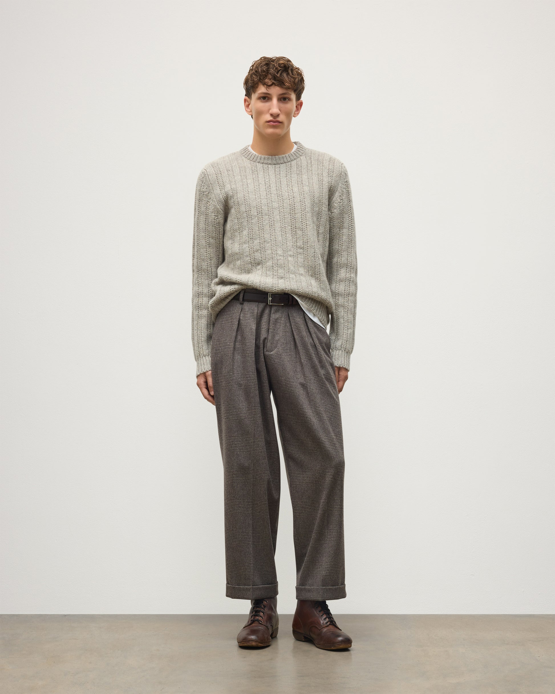 JOHNSTONS OF ELGIN DONACHIE CREW SWEATER MARBLED CASHMERE TEXTURED RIBBED CREW NECK SWEATER GREY 78% CASHMERE, 22% COTTON KBB01109HA4273