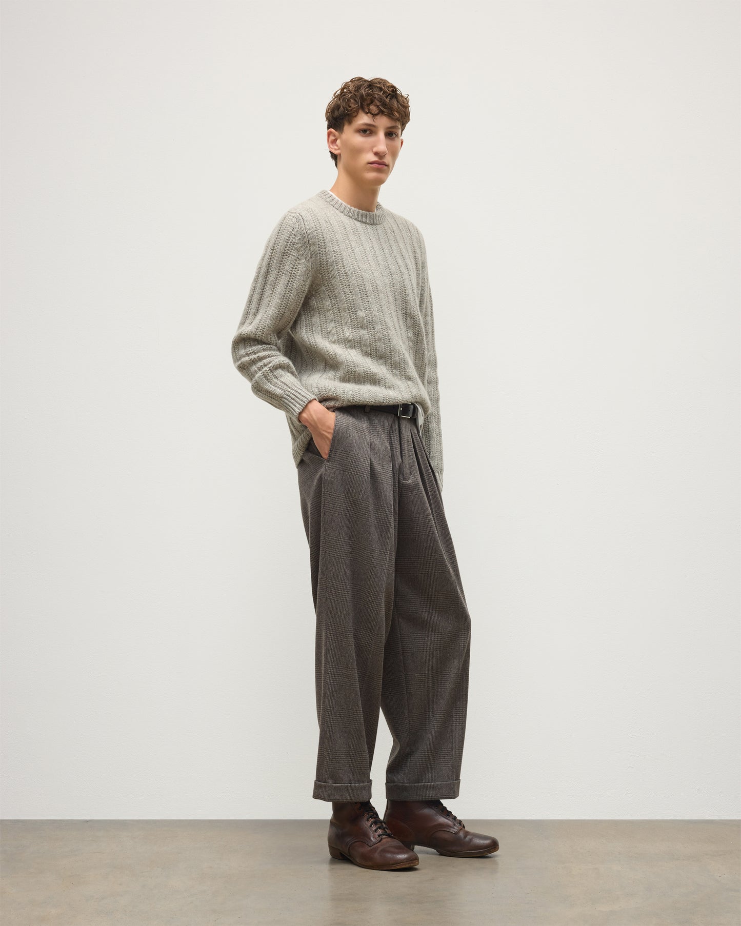 JOHNSTONS OF ELGIN DONACHIE CREW SWEATER MARBLED CASHMERE TEXTURED RIBBED CREW NECK SWEATER GREY 78% CASHMERE, 22% COTTON KBB01109HA4273