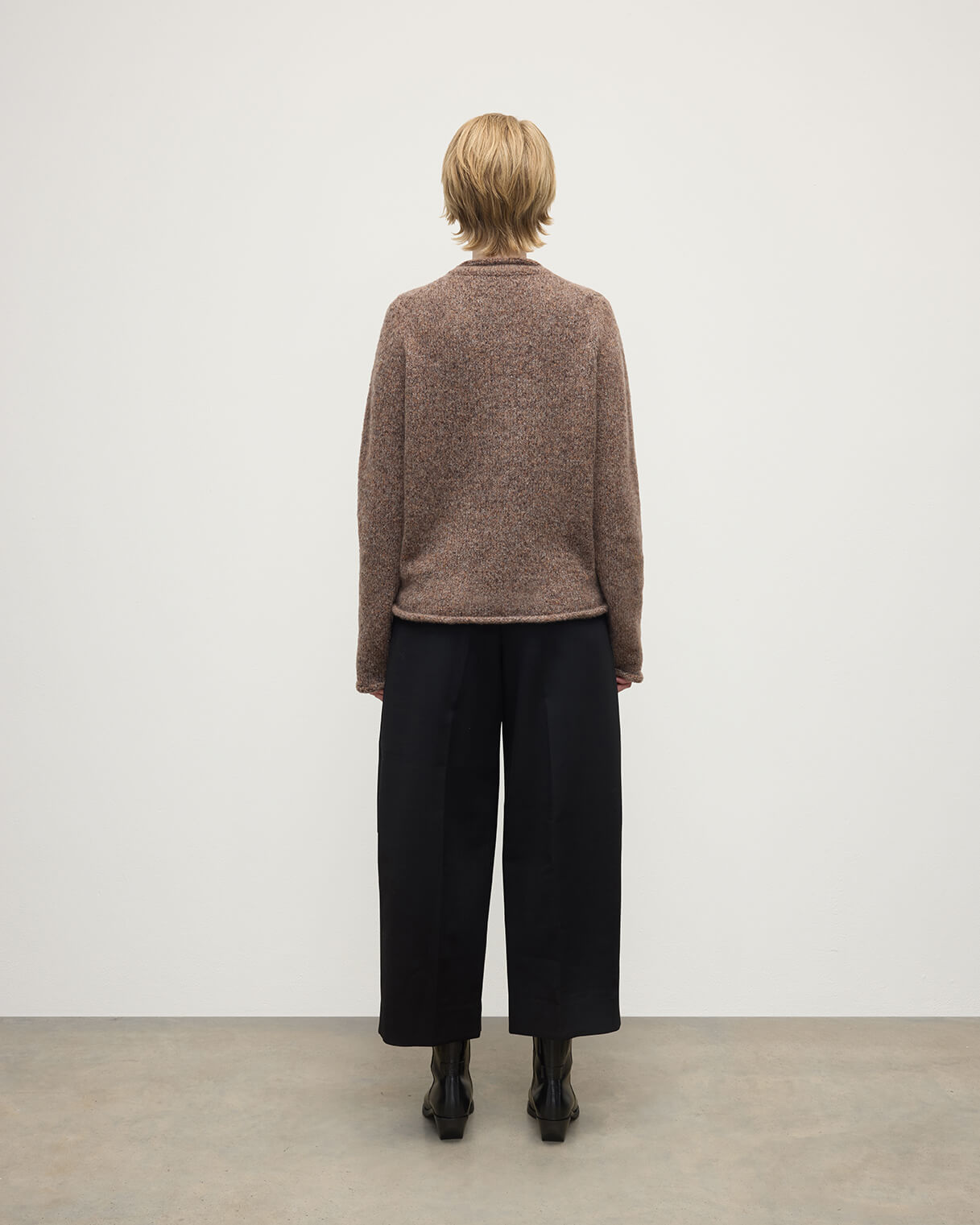 model wears Johnstons of Elgin AW25 Women's Knitwear Molasses Mix Brushed Cashmere-Silk Brown Jumper Back KBC01031HB4415